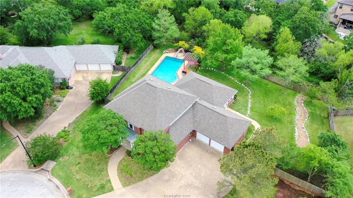 Property Photo: 5108 Laurel Valley Court TX 77845