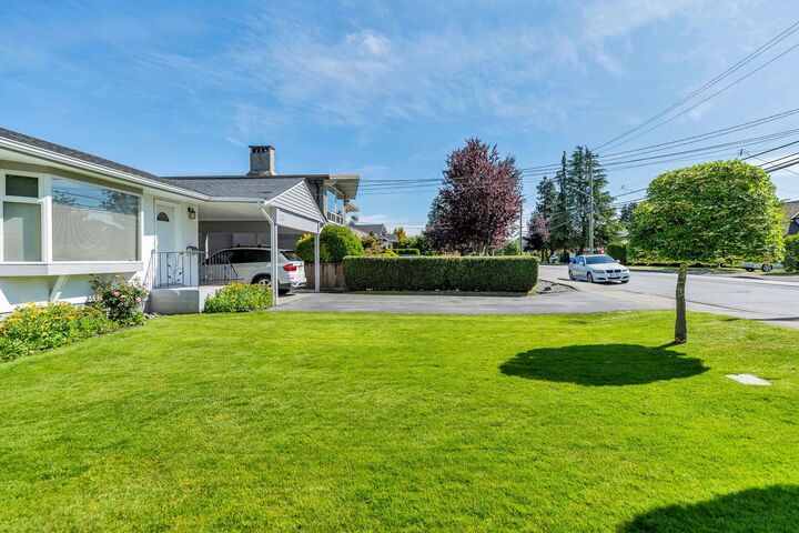 Property Photo: 5233 Westminster Avenue BC V4K 2J4