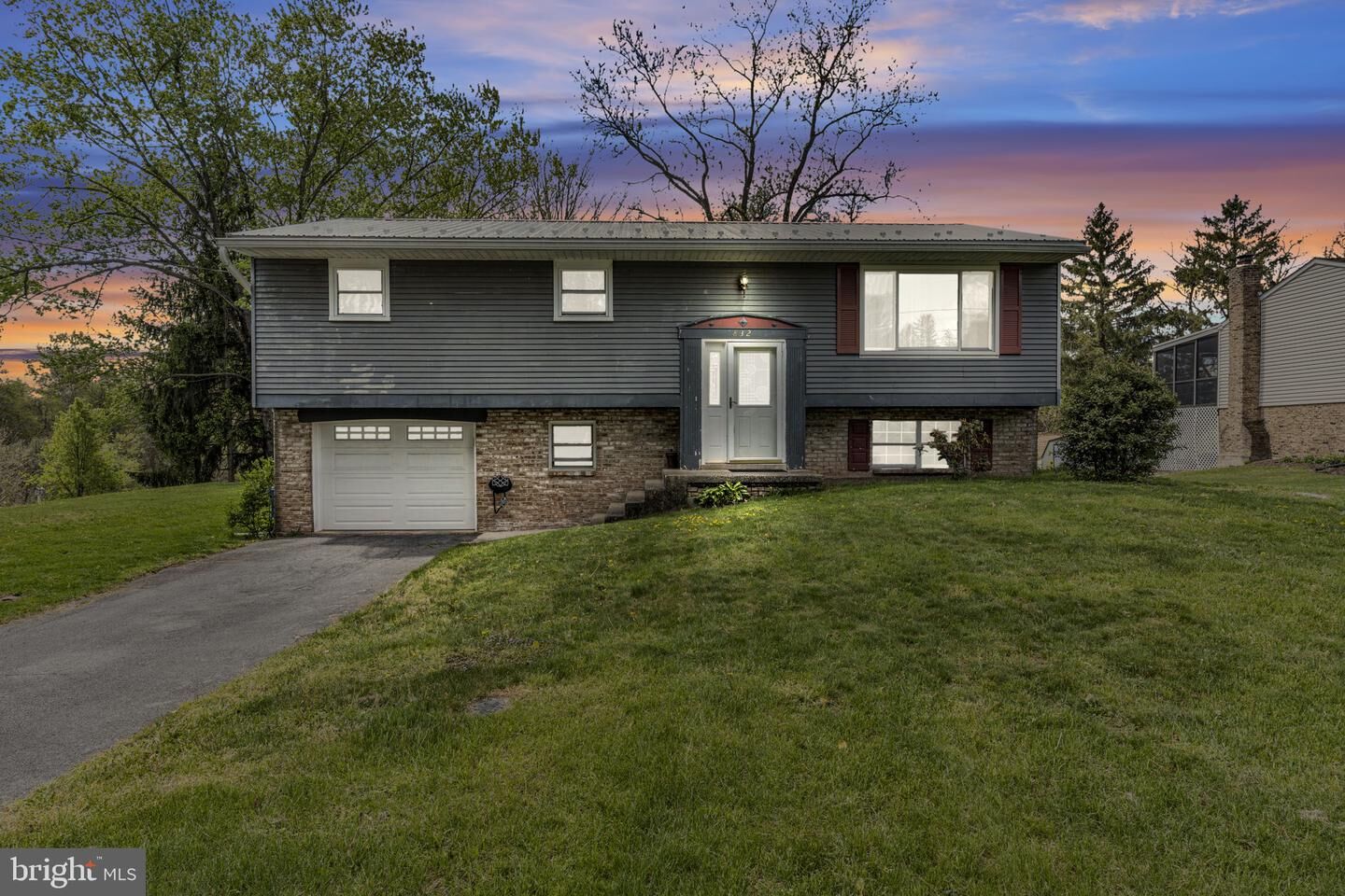 Property Photo:  832 Stoney Creek Drive  PA 17018 