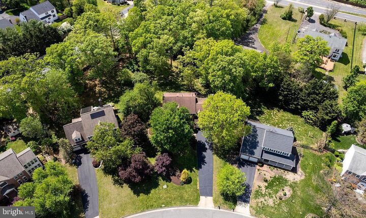 Property Photo:  13113 Willow Edge Court  VA 20124 