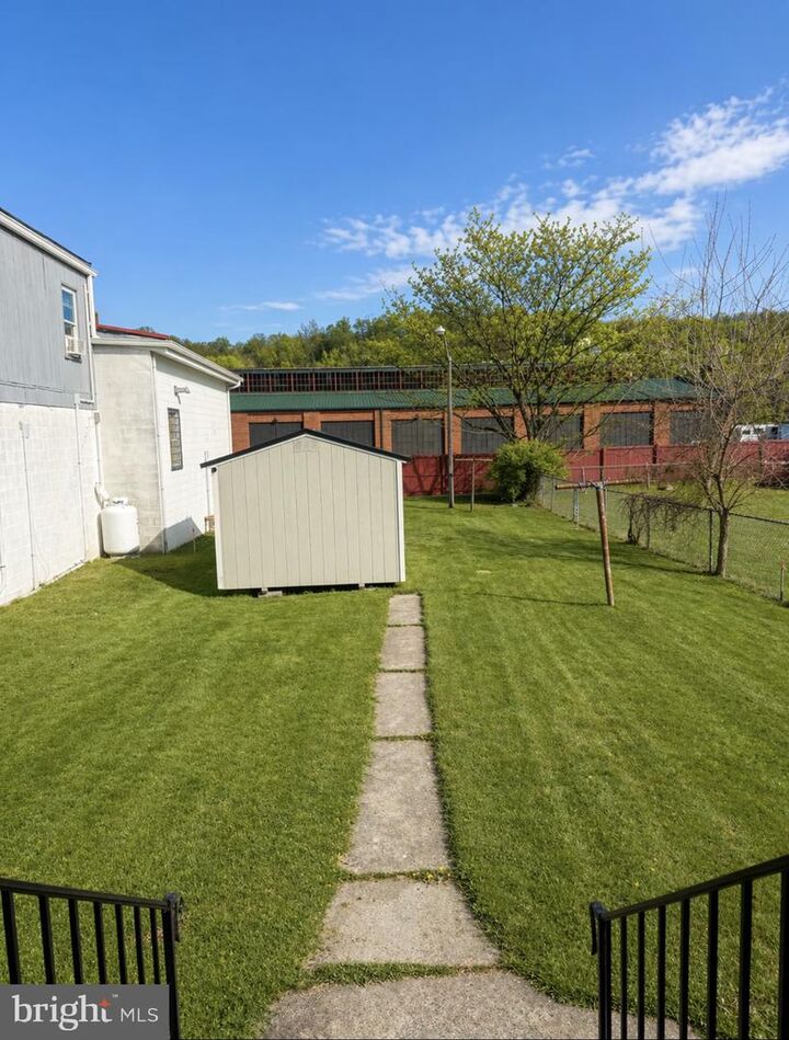 Property Photo:  262 N Washington Street  WV 25411 