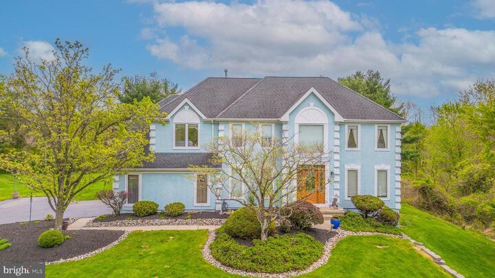 Property Photo:  23 E Kincaid Drive  NJ 08550 