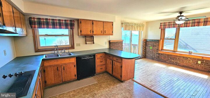 Property Photo: 127 Main Street PA 17053