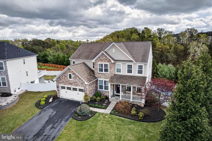 Property Photo:  419 Lynnehaven Drive  VA 22602 