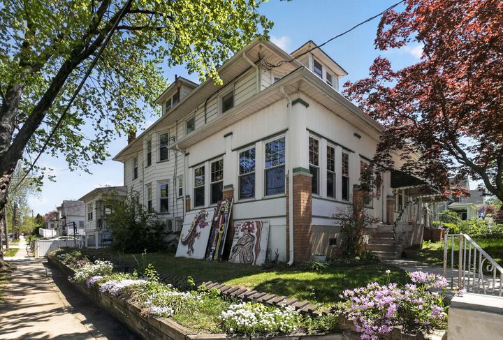 Property Photo:  401 Comly  NJ 08107 