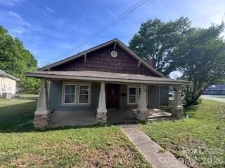 Property Photo:  661 S Grove Street  NC 28092 