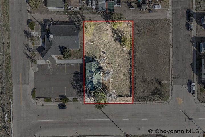 Property Photo:  1114 W 20th St  WY 82001 
