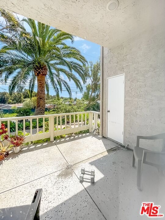 Property Photo:  28340 Rey De Copas Ln  CA 90265 