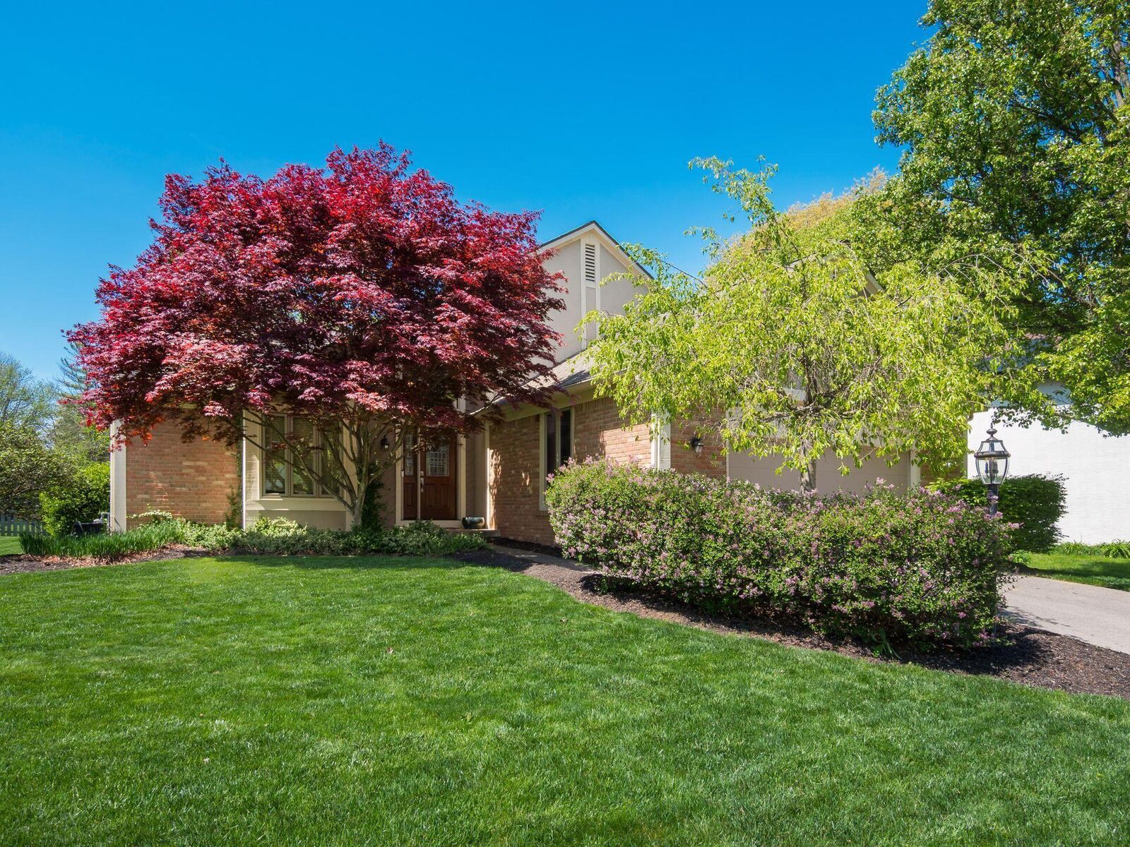 Property Photo:  2319 Sonnington Drive  OH 43016 