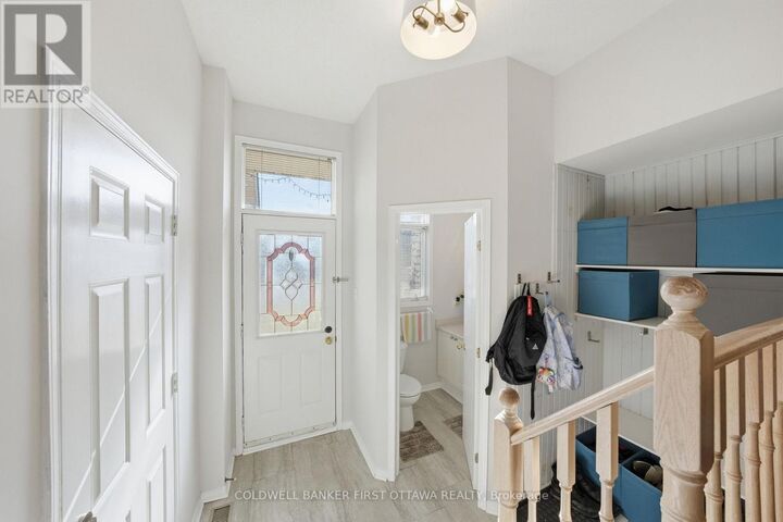 Photo de la propriété:  1902 Hennessy Crescent  ON K4A 3X7 