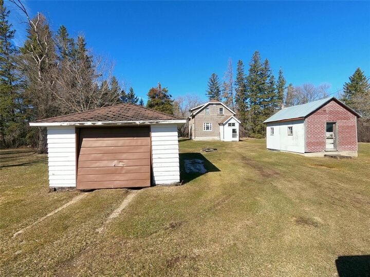 Property Photo:  37141 Mile 66N Road  MB R0E 0C0 