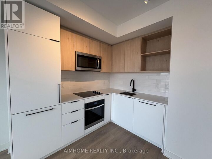 Property Photo:  1185 Dupont Street 1305  ON M6H 0G5 