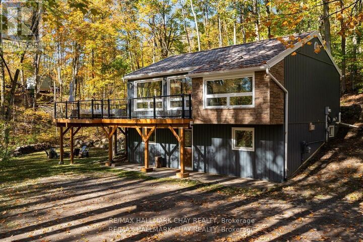 Property Photo: 1 Iroquois Ridge ON L0K 1E0