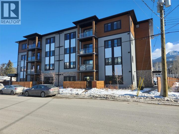 1200 11 Avenue 201 — photo 1