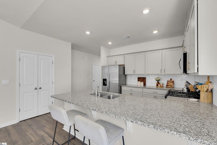 Property Photo:  76 Oak Edge Lane  SC 29651 