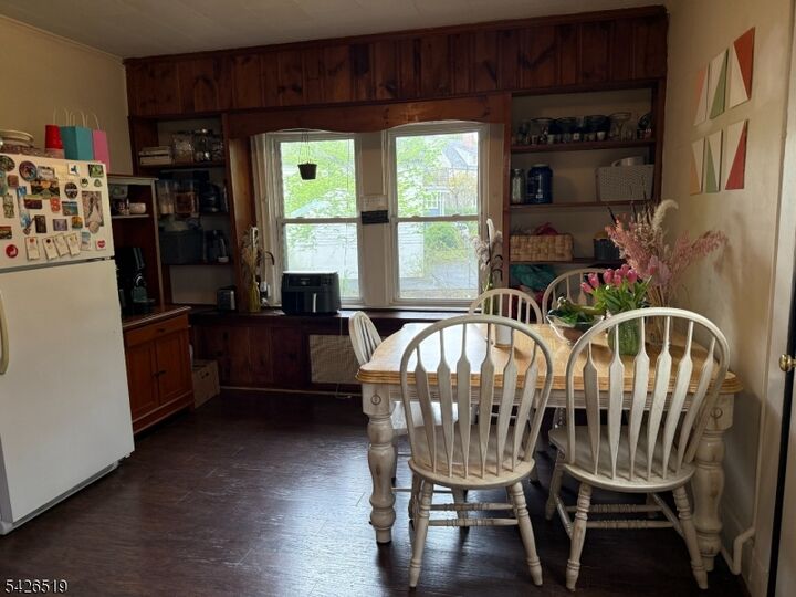 Property Photo:  775 Bloomfield Ave 2  NJ 07042 