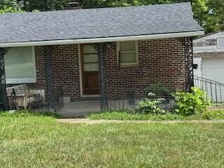 Property Photo: 175 S Robinson Drive KY 42503