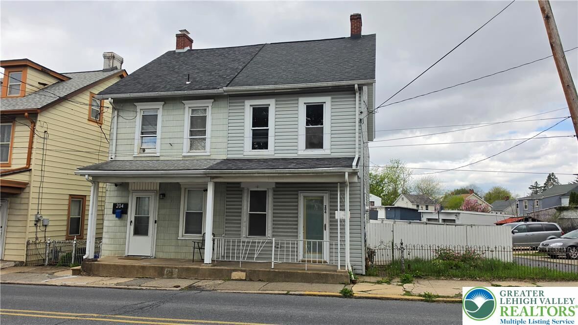 Property Photo:  206 Howertown Road  PA 18032 