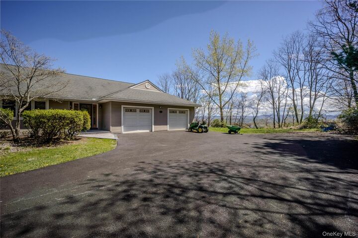 Property Photo:  19-21 Lamela Drive  NY 12542 