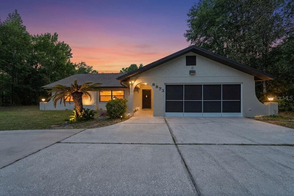 Property Photo:  8873 SW 200th Circle  FL 34431 