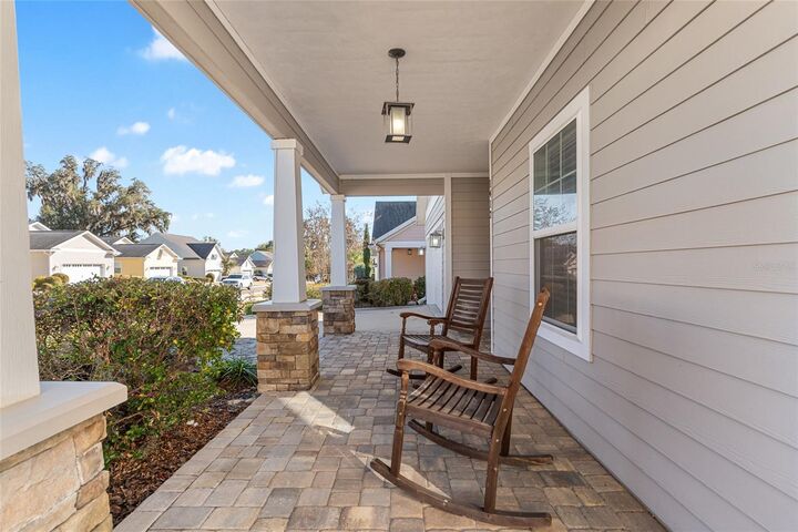 Property Photo:  1412 NW 121st Way  FL 32606 