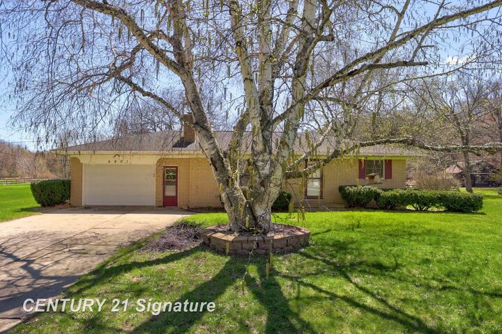 Property Photo:  6801 Trinklein Road  MI 48609 