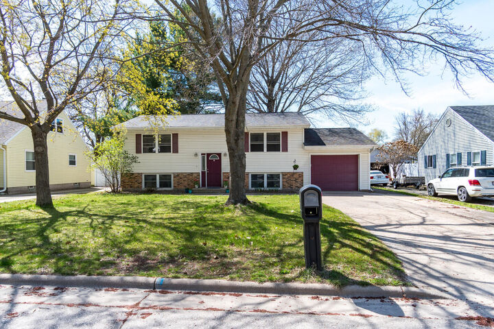 Property Photo:  1518 31st St  WI 54601 