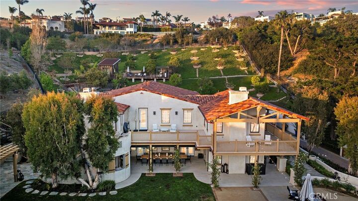 Property Photo:  118 Via Ensueno  CA 92672 