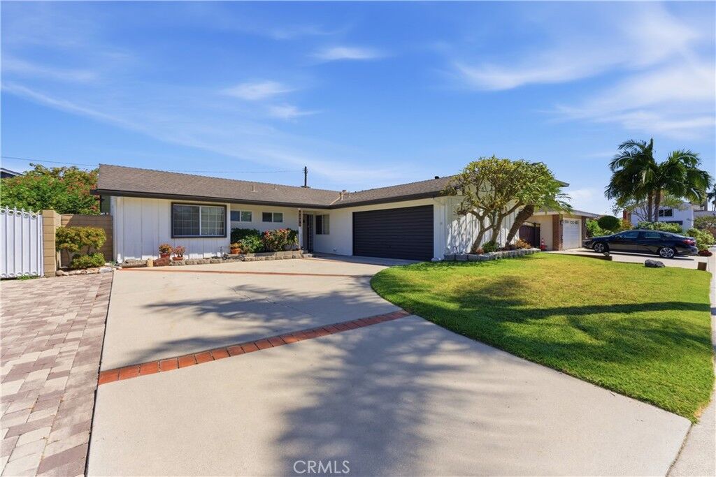 Property Photo:  4291 Crystal Circle  CA 90630 