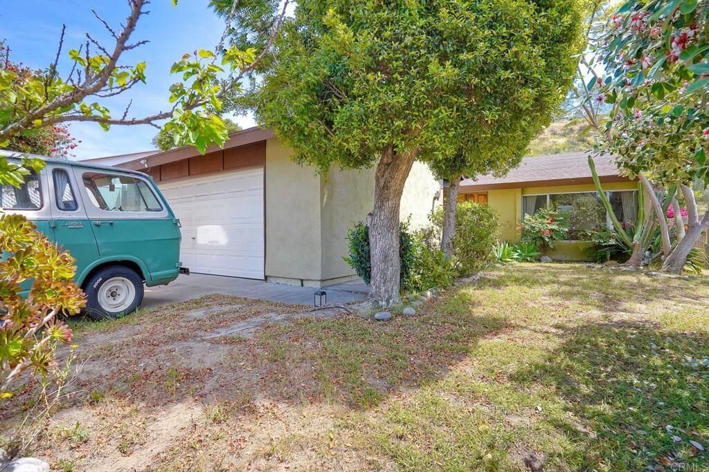 Property Photo:  6947 Weller Street  CA 92122 