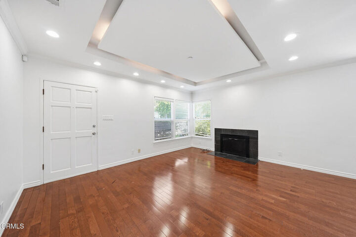 Property Photo:  3302 Community Avenue  CA 91214 