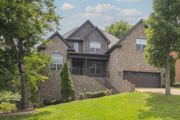 Property Photo:  111 Country Hills Dr  TN 37075 