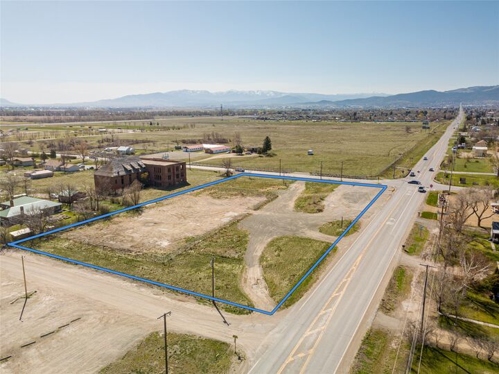 Property Photo:  1220 Sierra Road E  MT 59602 