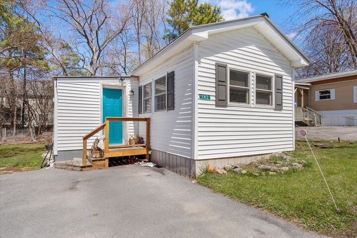 Property Photo:  142 Penny Lane  VT 05482 