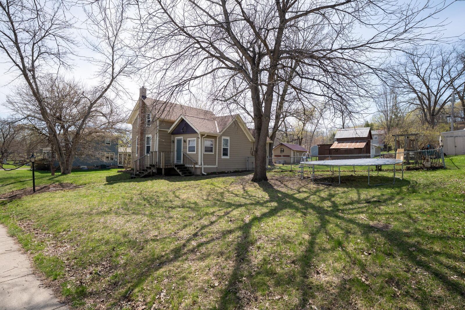 Property Photo:  513 State Street E  MN 55009 