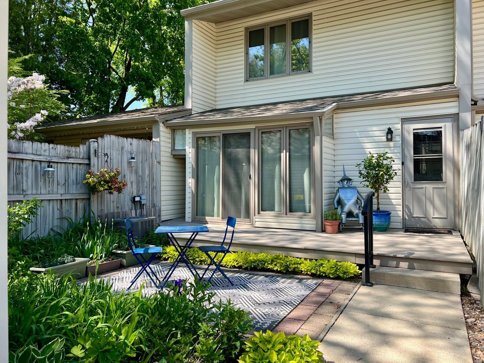 Property Photo: 1108 Highland Avenue MN 55057