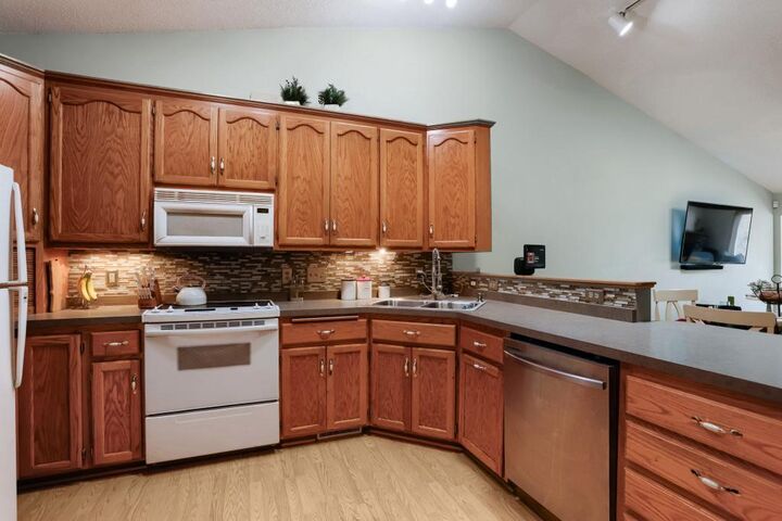 Property Photo:  6303 Cavell Court  MN 55428 