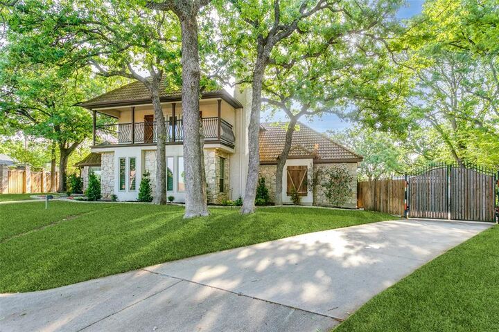 Property Photo:  4 Shields Court  TX 76262 