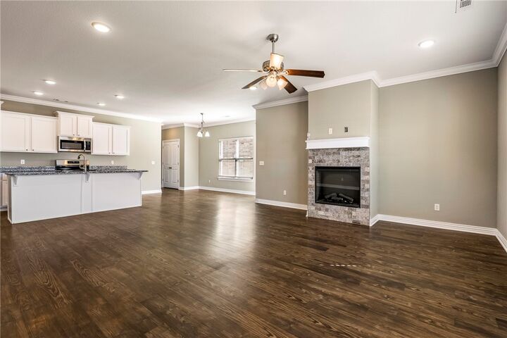 Property Photo:  121 Carrington Avenue A  AR 72745 