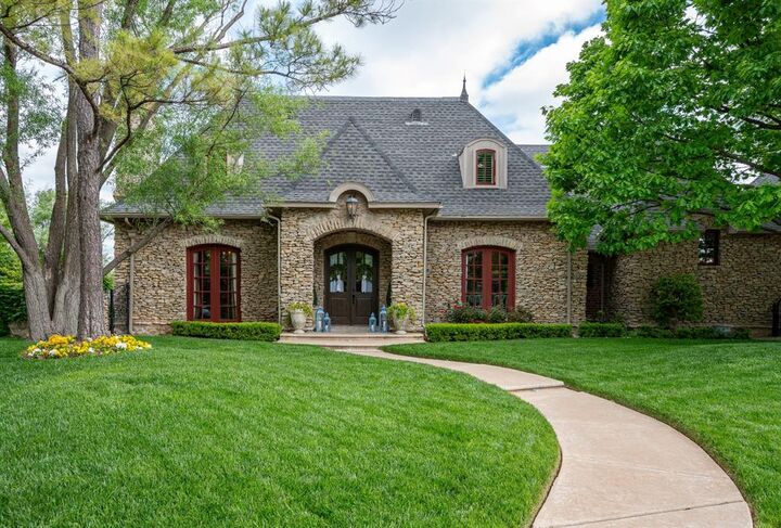 Property Photo: 1225 Blue Wister Cove OK 73013
