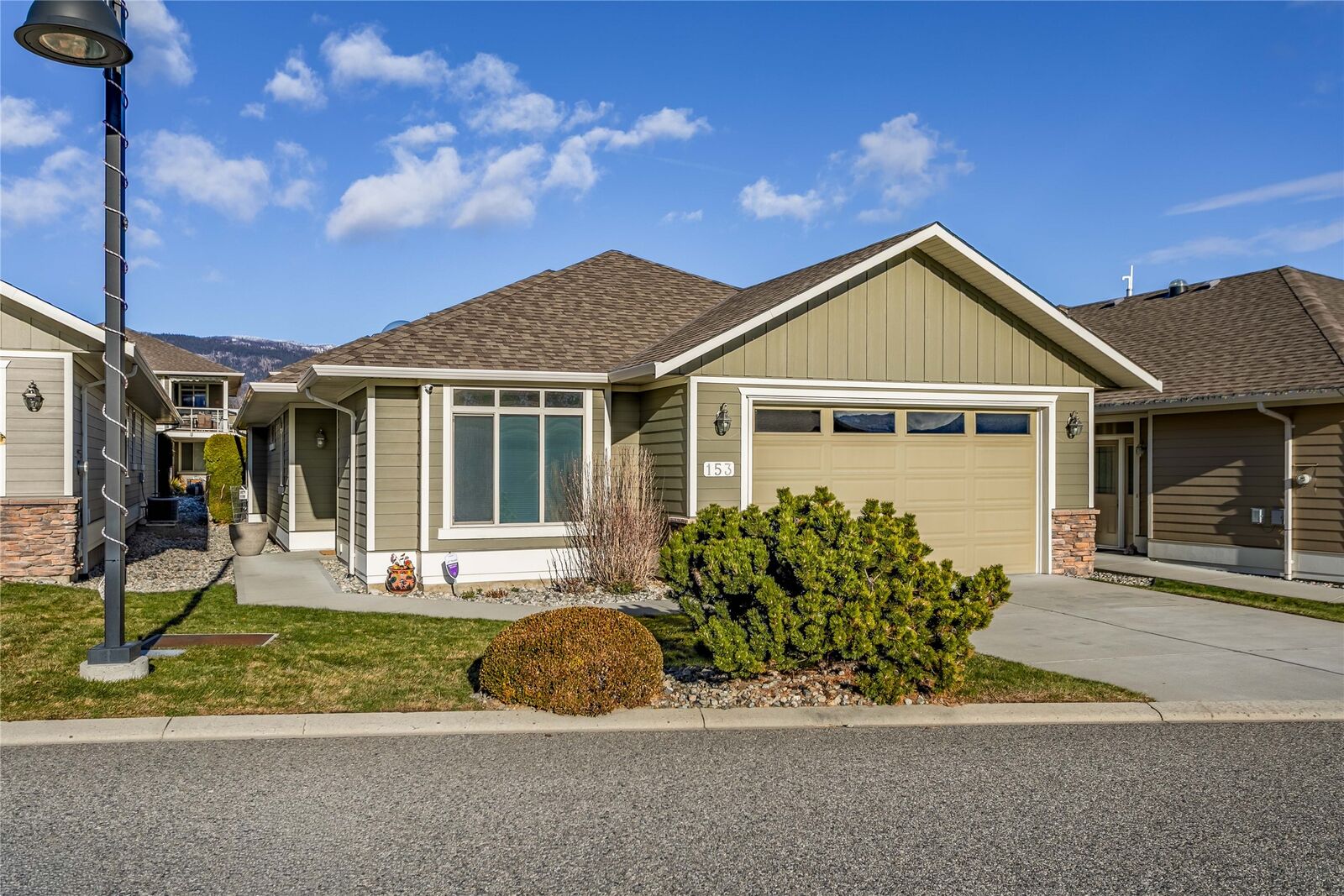 Photo de la propriété:  4035 Gellatly Road S 153  BC V4T 1R7 