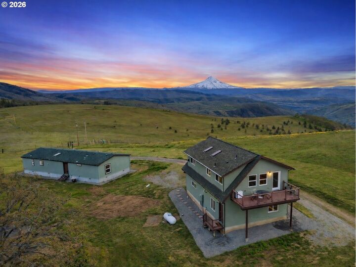 Property Photo: 232 Oda Knight Rd WA 98635