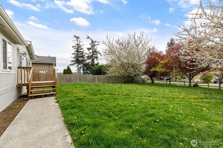 Property Photo:  954  Shawn Avenue  WA 98277 