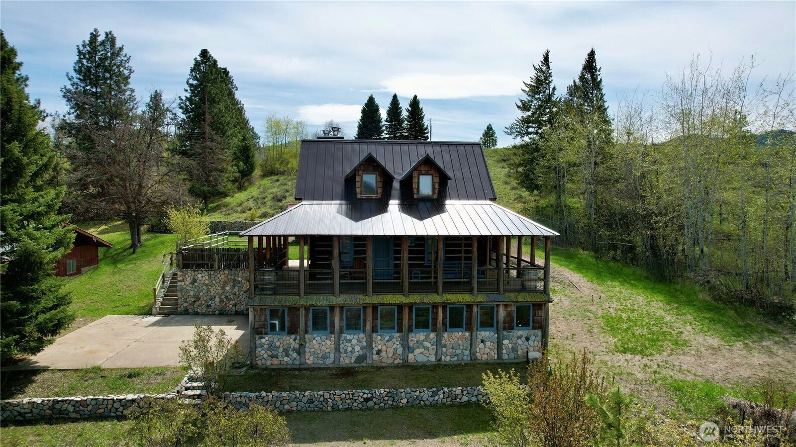 Property Photo: 132 Twin Lakes Road WA 98862