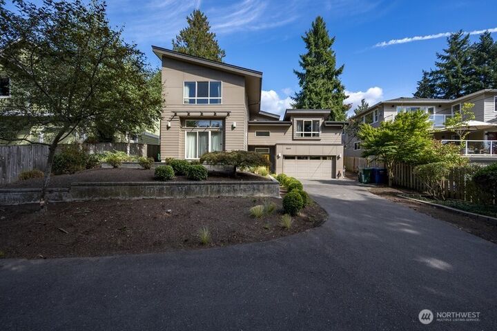 Property Photo:  10644  Bartlett Avenue NE  WA 98125 