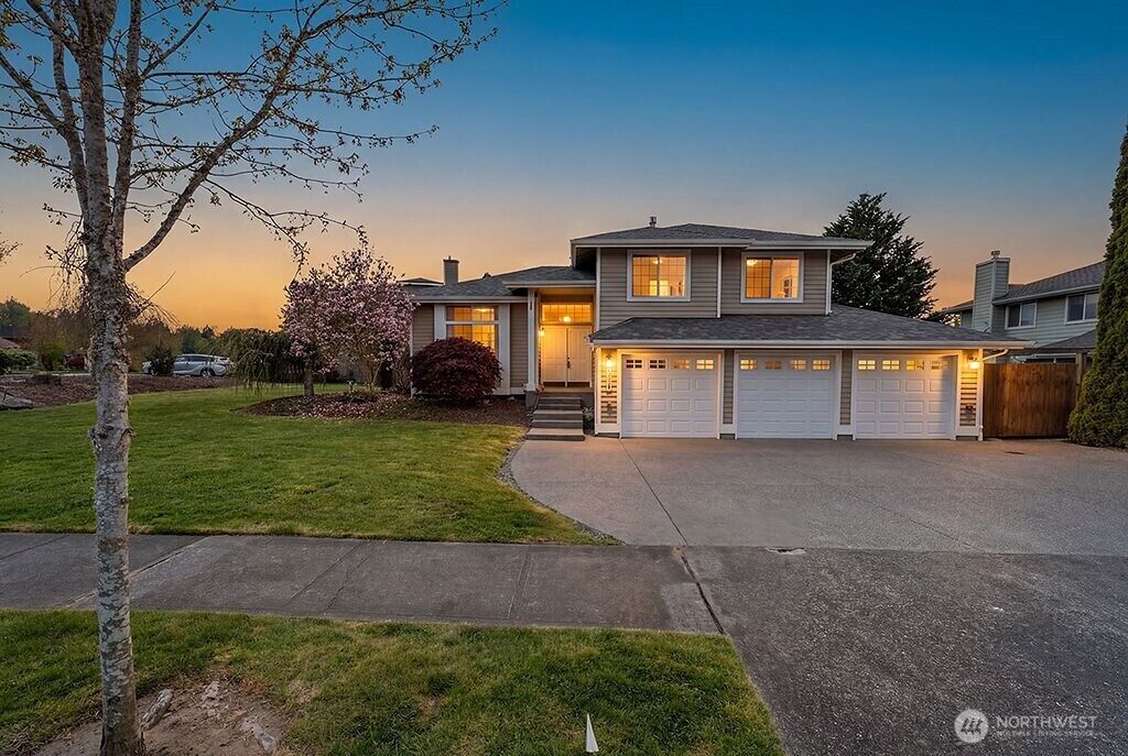 Property Photo:  1728  Amber Boulevard  WA 98372 