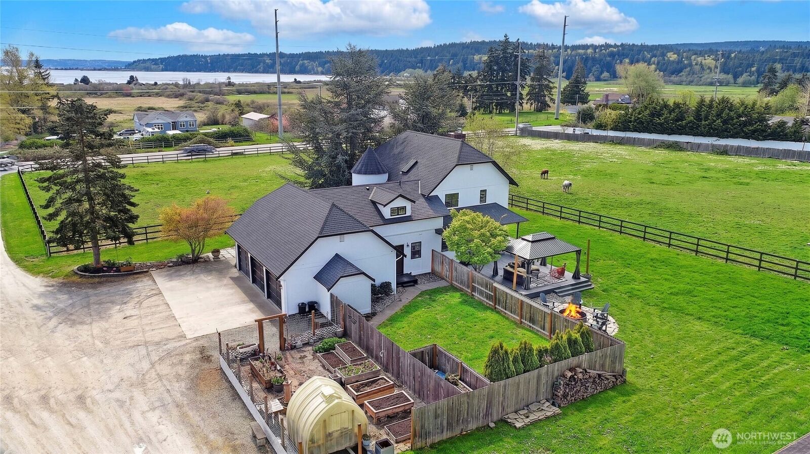 Property Photo:  755 E North Camano Drive  WA 98282 