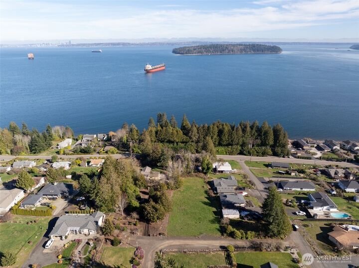 Property Photo:  8185 E Seaview Drive  WA 98366 
