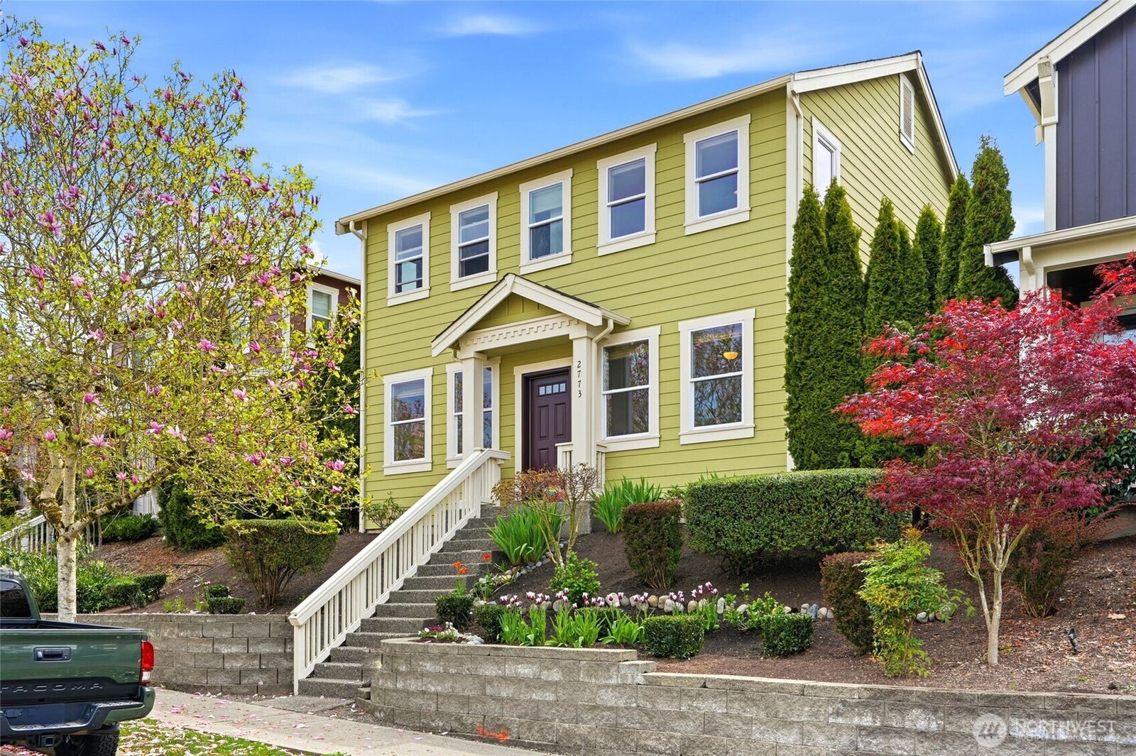 Property Photo:  2773 NE Magnolia Street  WA 98029 