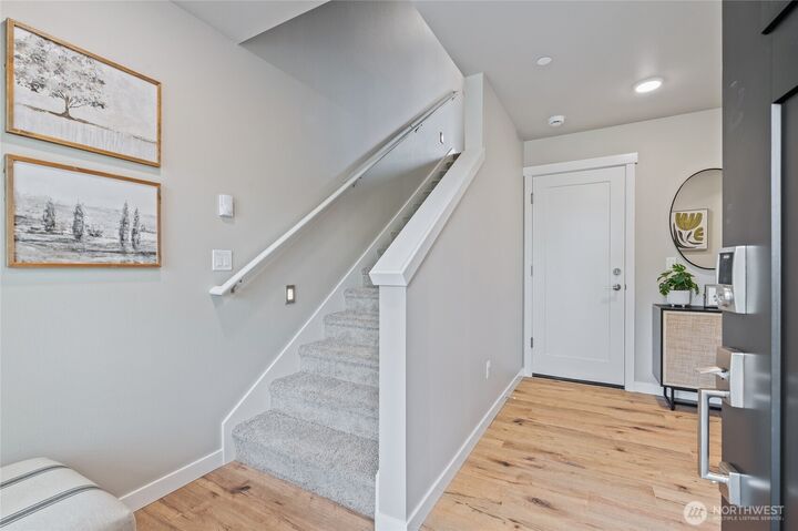 Property Photo:  14424  Madison Way D5  WA 98087 